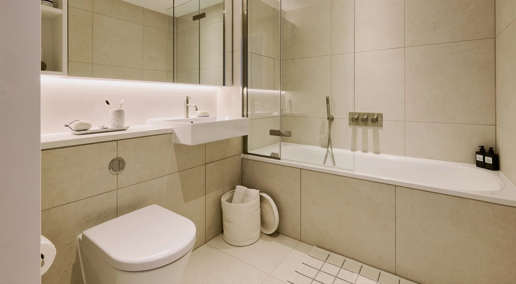 hero 2 bedroom bathroom